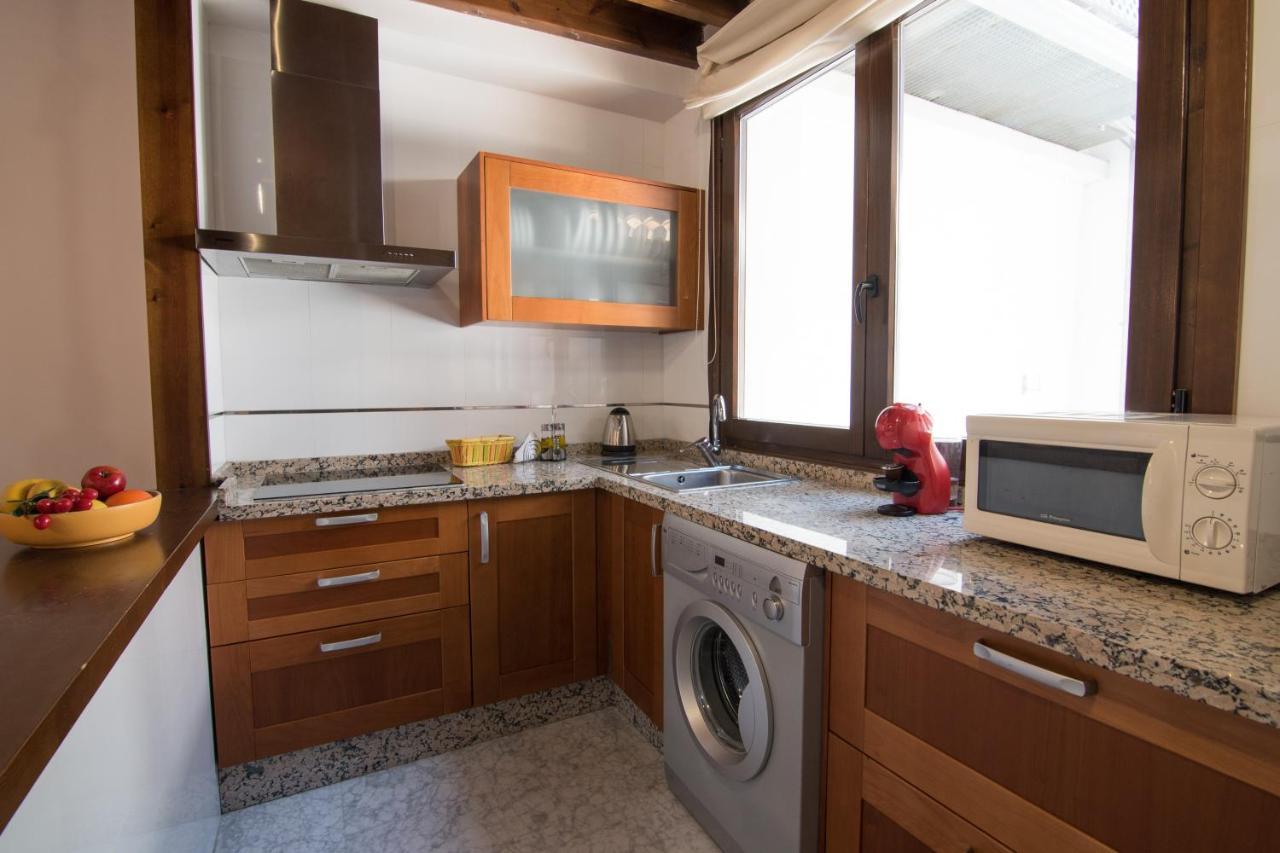 Tuguest Gracia Apartments Granada Bagian luar foto