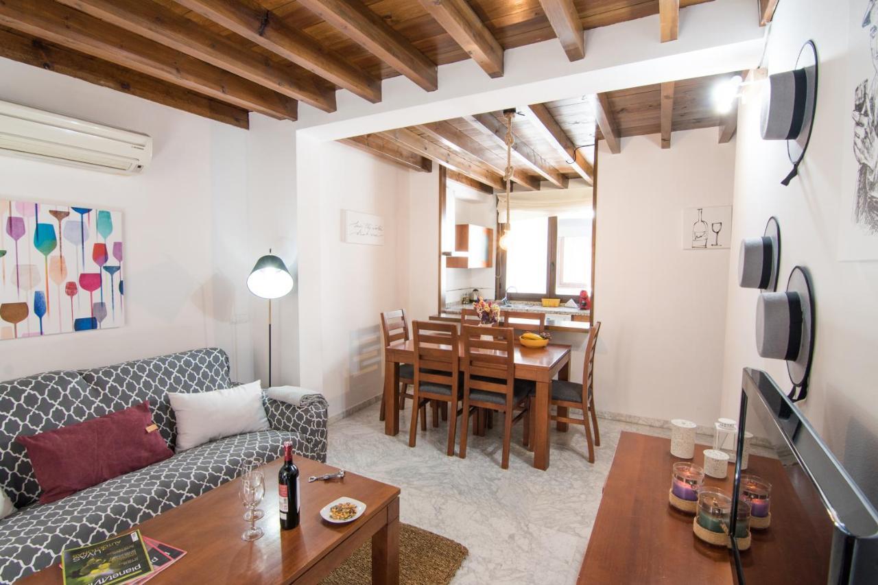 Tuguest Gracia Apartments Granada Bagian luar foto