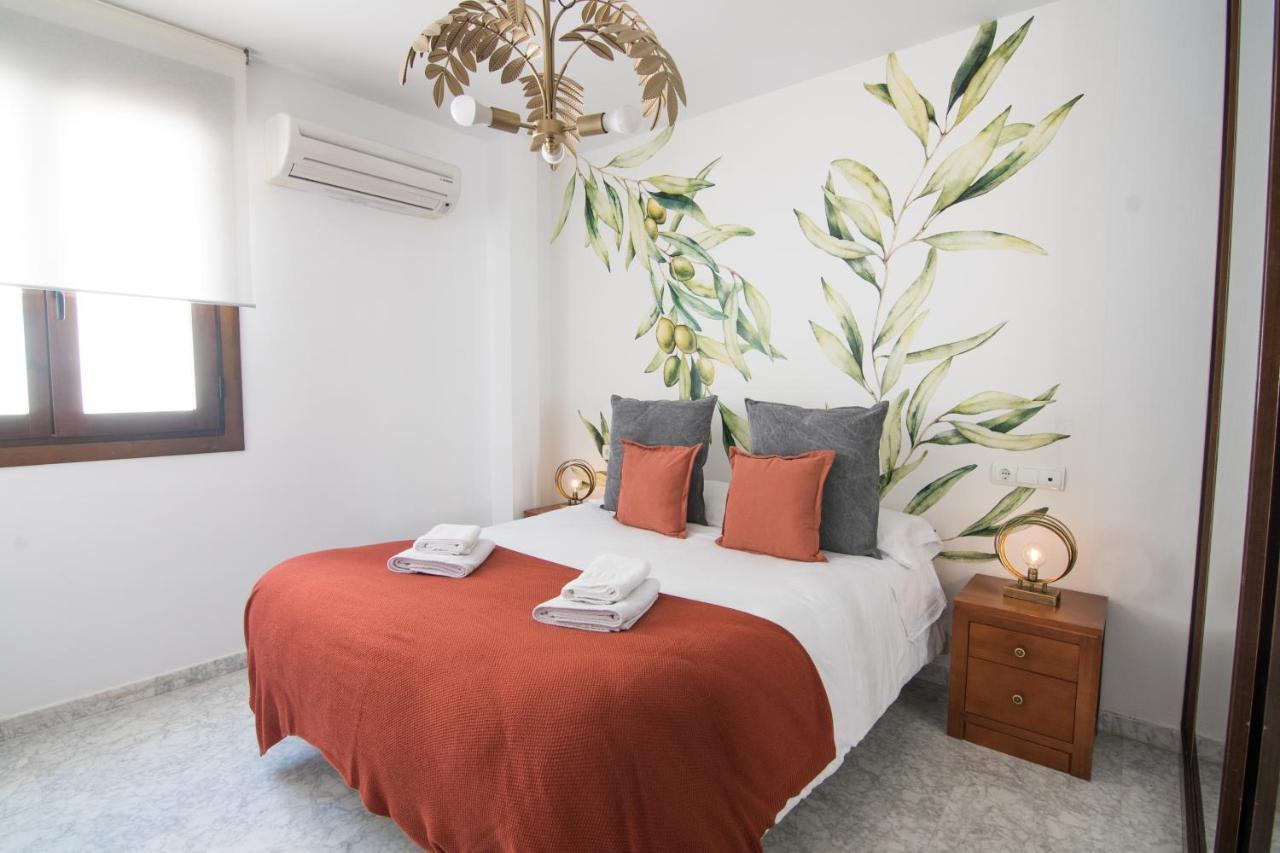Tuguest Gracia Apartments Granada Bagian luar foto